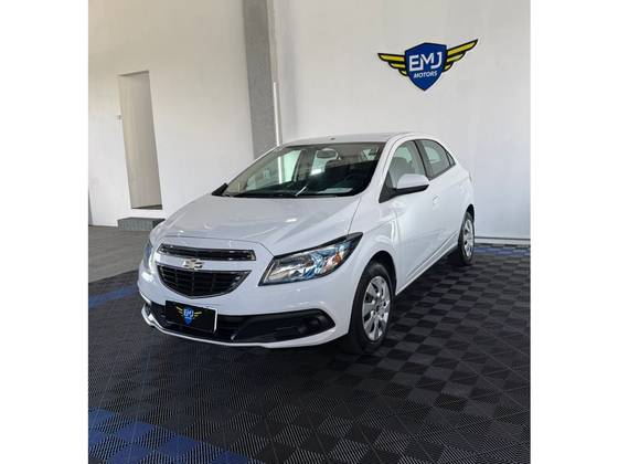 CHEVROLET ONIX 1.4 MPFI LT 8V FLEX 4P MANUAL CHEVROLET ONIX 1.4 MPFI LT 8V FLEX 4P MANUAL